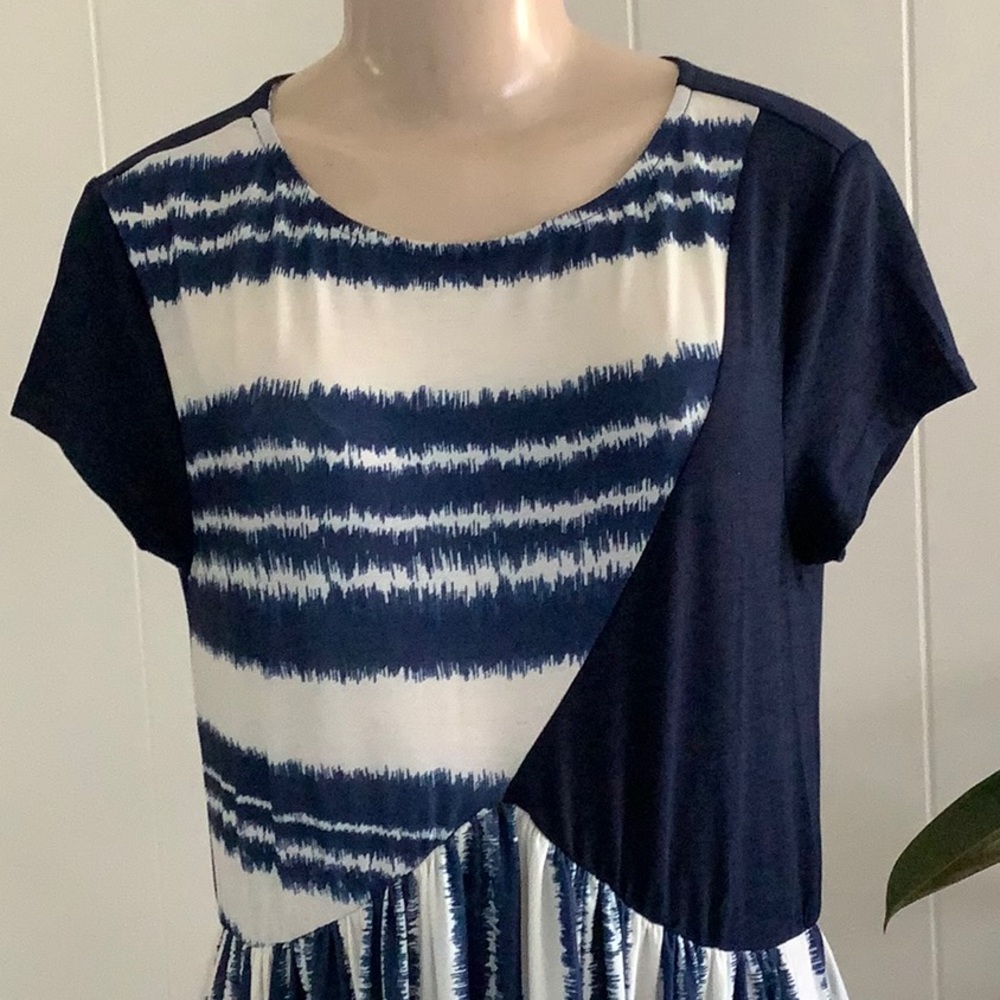 Susan Betro Navy Blue White Full Dress Size Small